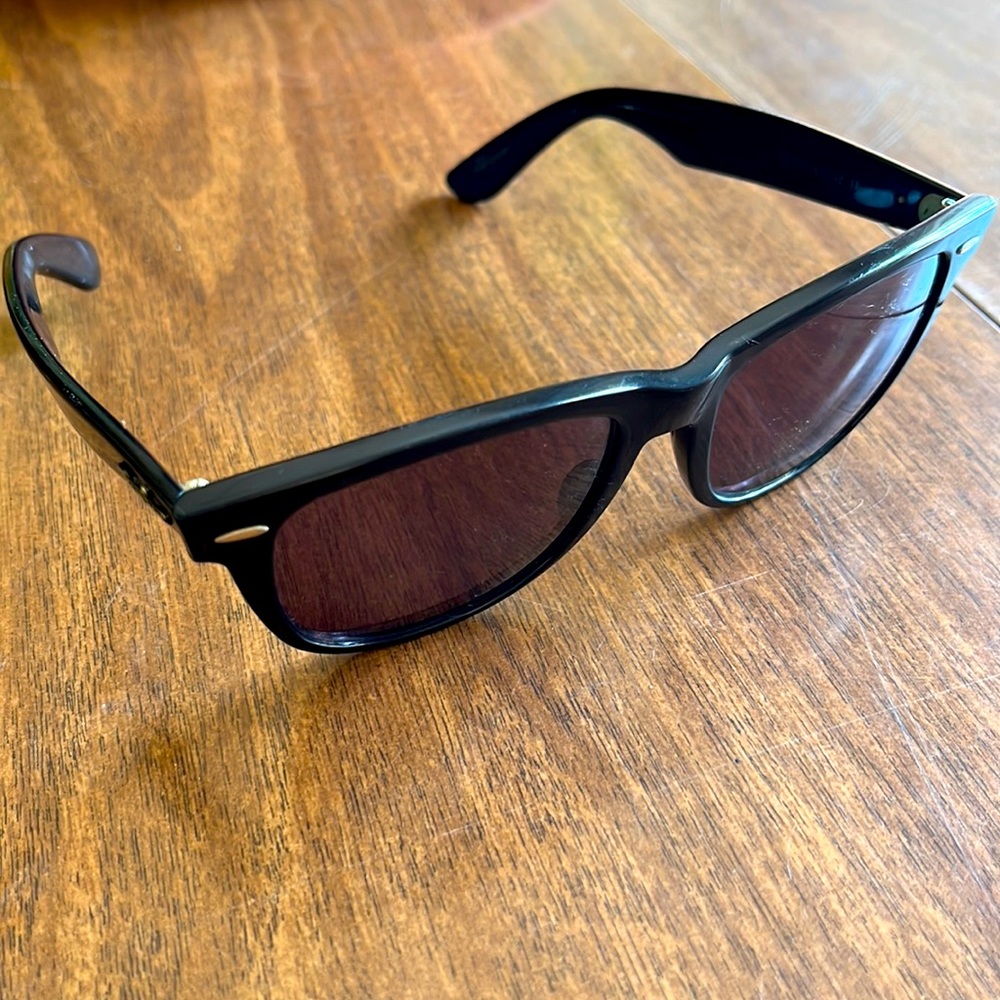 Vintage 1980s Ray-Ban Wayfarer II